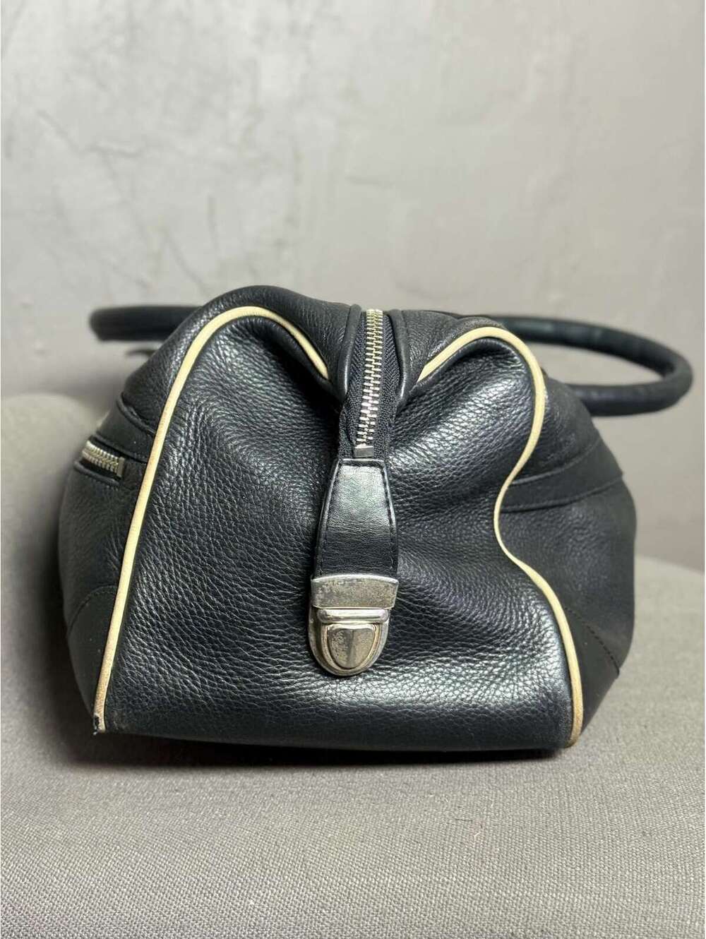 1990's Black Leather Bowling Bag by DKNY Large Doctors Shoulder Bag - Picture 6 of 15